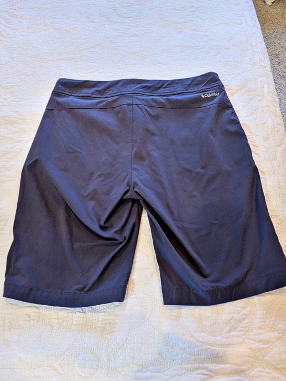 Columbia River Shorts Women's's Blue Flat Front Shorts Size M/8